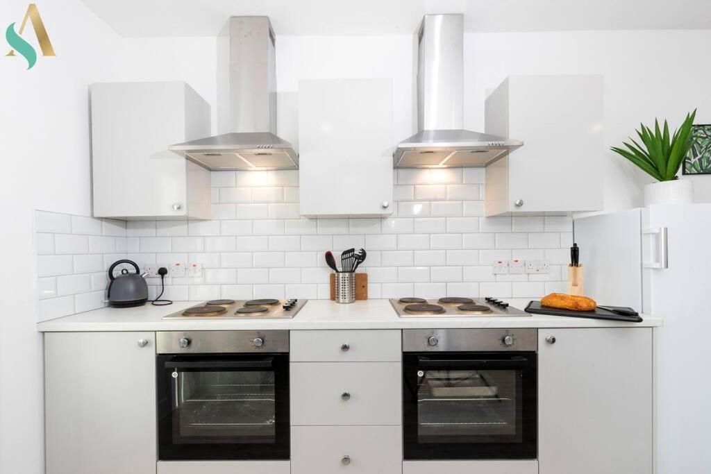 5 Double Bedrooms With Ensuites - Teesside House Tsac Redcar Bagian luar foto