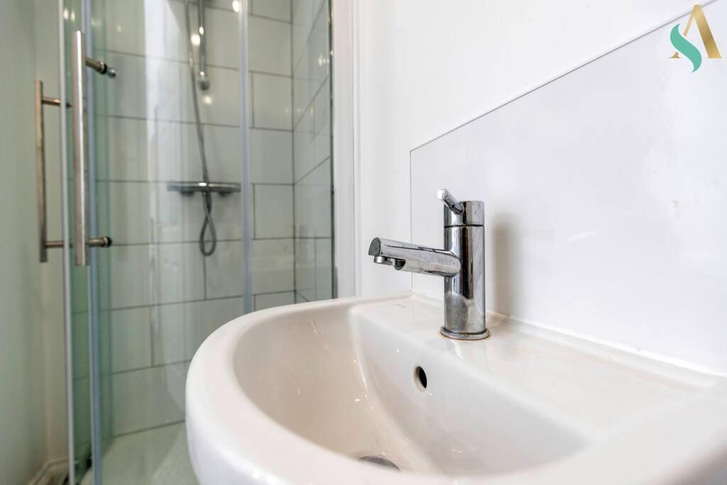 5 Double Bedrooms With Ensuites - Teesside House Tsac Redcar Bagian luar foto